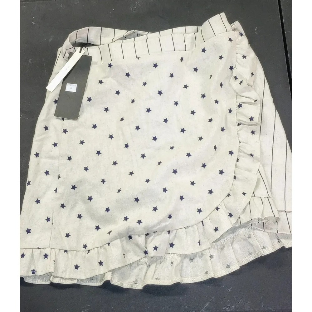 NWT Paper Closet Stars 'n' Stripes wrap skirt‎ 8 M